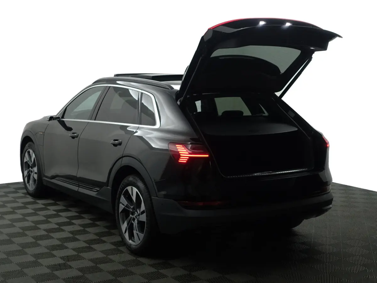 e-tron 55 Quattro advanced Pro Line Plus 95 kWh- SOH 89%, Night Vision, Bang Olufsen, Camera Spiegels, 360 Camera, Head Up, Memory