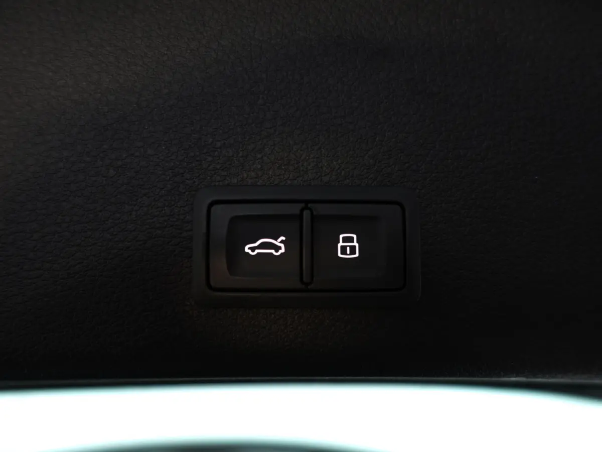 e-tron 55 Quattro advanced Pro Line Plus 95 kWh- SOH 89%, Night Vision, Bang Olufsen, Camera Spiegels, 360 Camera, Head Up, Memory