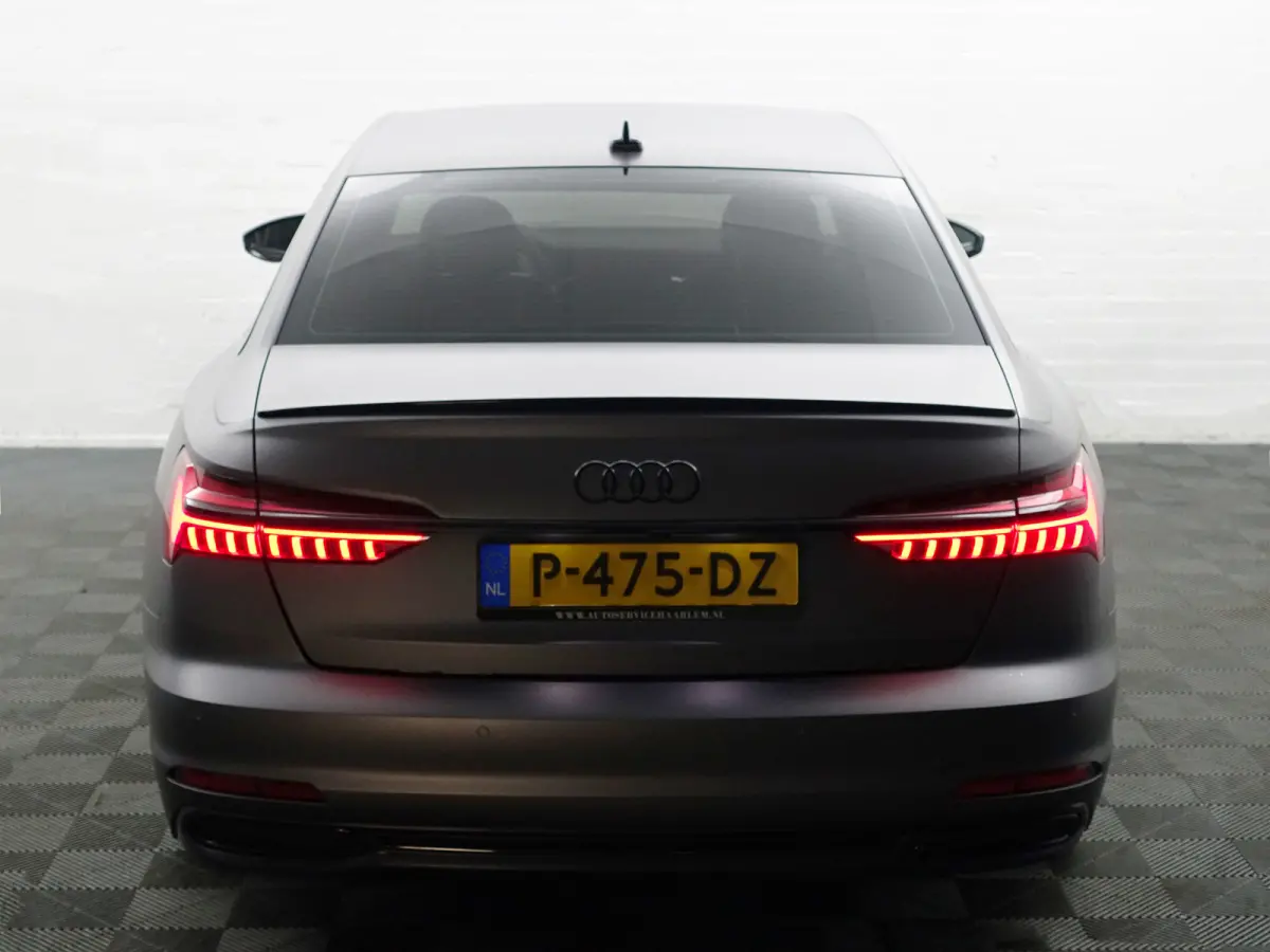55 TFSI 400pk Quattro S Competition Aut- Bang Olufsen, Memory Seats, Stuur/Stoelverwarming, Sfeerverlichting, Dynamic Select, 360 Camera