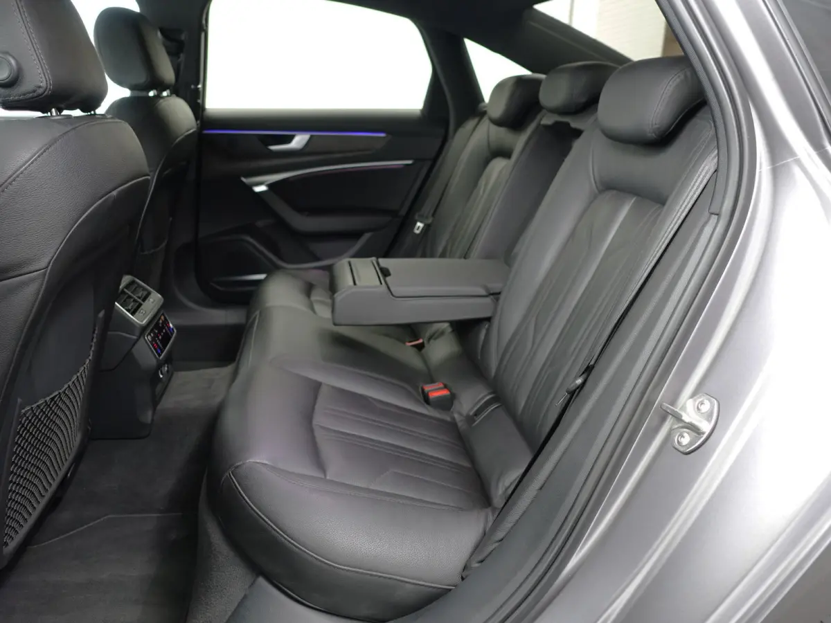 55 TFSI 400pk Quattro S Competition Aut- Bang Olufsen, Memory Seats, Stuur/Stoelverwarming, Sfeerverlichting, Dynamic Select, 360 Camera