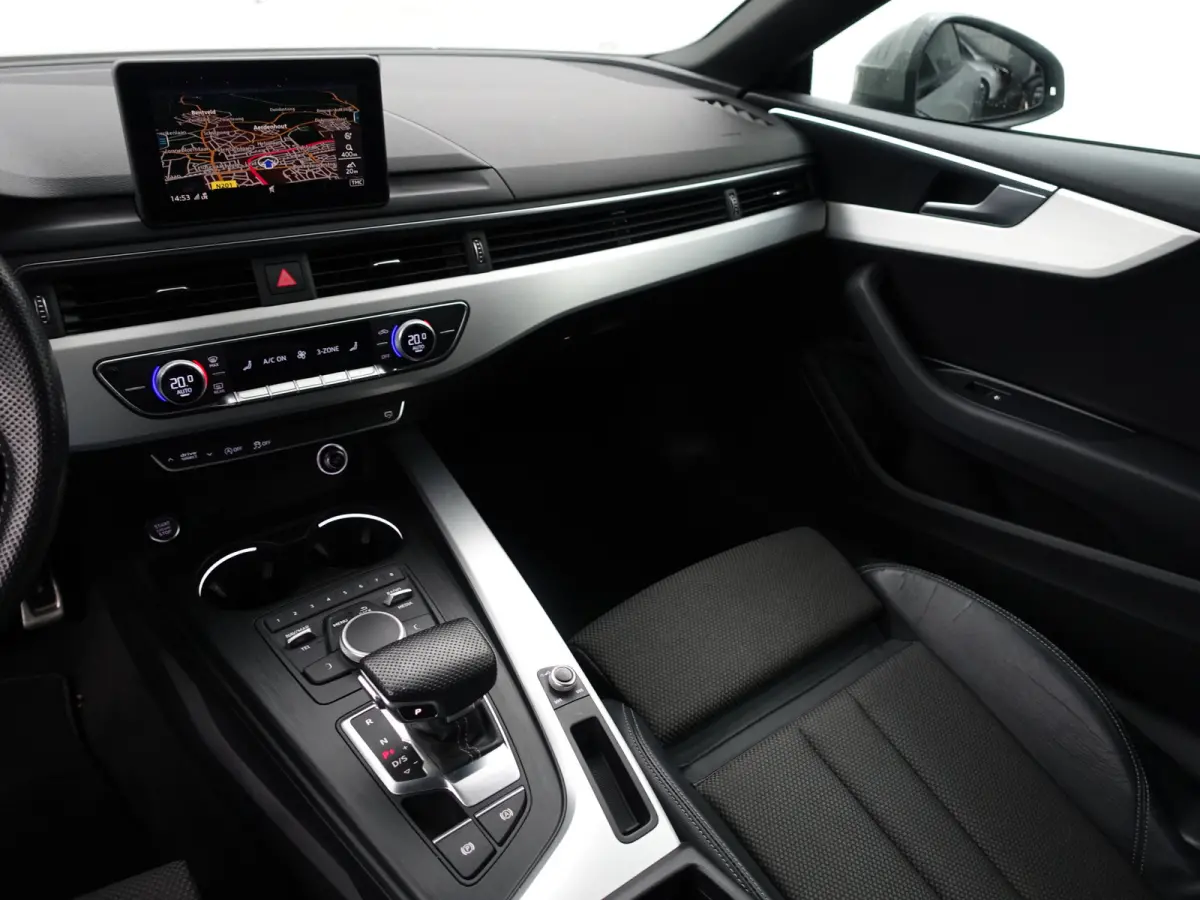 40 TFSI S line Black Optic Aut- Xenon Led, Dynamic Select, Keyless, Sfeerverlichting, Navigatie, Park Assist