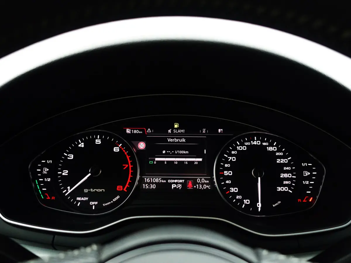 2.0 TFSI S Line Black Optic Aut- Memory Seats, Ada Cruise, Dynamic Select, Keyless, Camera, Sport Interieur