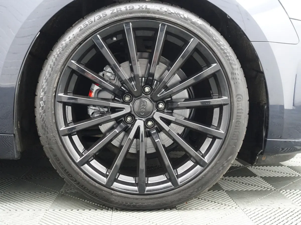 2.0 TFSI S Line Black Optic Aut- Memory Seats, Ada Cruise, Dynamic Select, Keyless, Camera, Sport Interieur