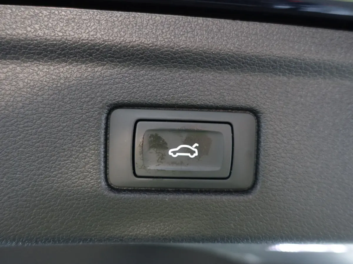 2.0 TFSI S Line Black Optic Aut- Memory Seats, Ada Cruise, Dynamic Select, Keyless, Camera, Sport Interieur