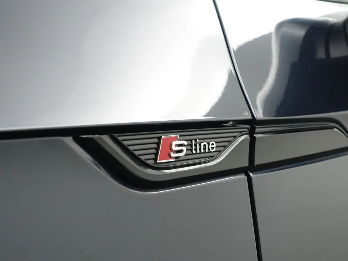 2.0 TFSI S Line Black Optic Aut- Memory Seats, Ada Cruise, Dynamic Select, Keyless, Camera, Sport Interieur