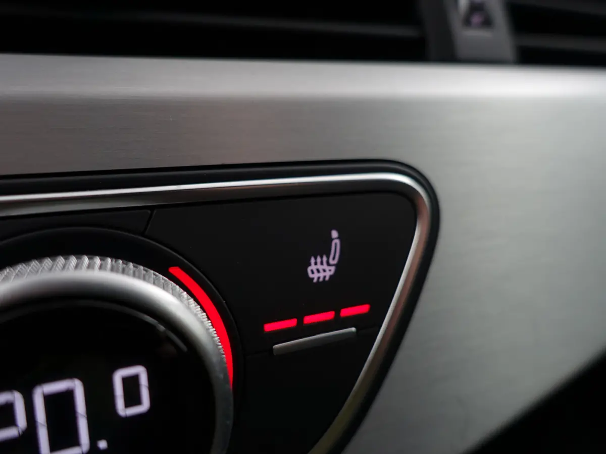 2.0 TFSI S Line Black Optic Aut- Memory Seats, Ada Cruise, Dynamic Select, Keyless, Camera, Sport Interieur