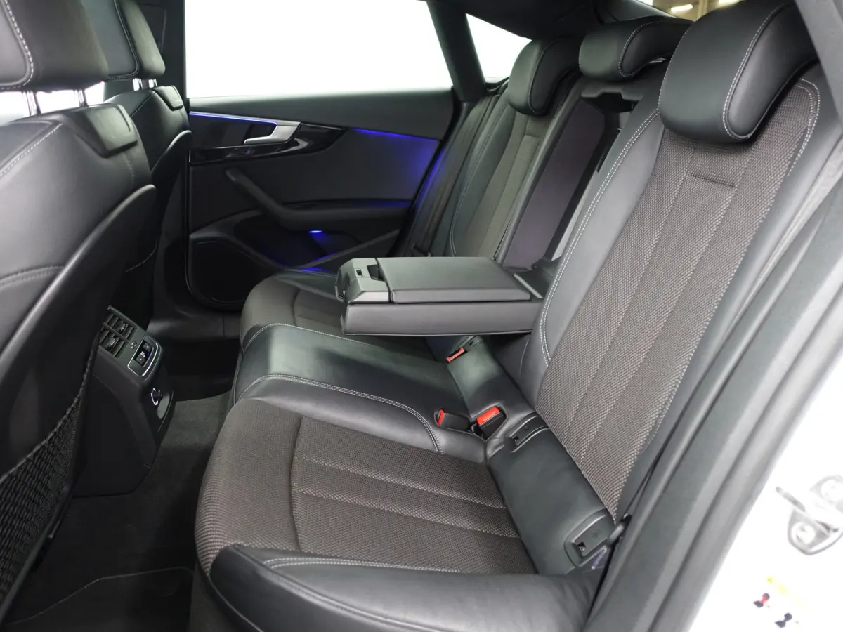 40 TFSI 191pk S Competition Aut- Panoramadak, Sfeerverlichting, Keyless, Park Assist, Xenon Led Matrix, Dynamic Select