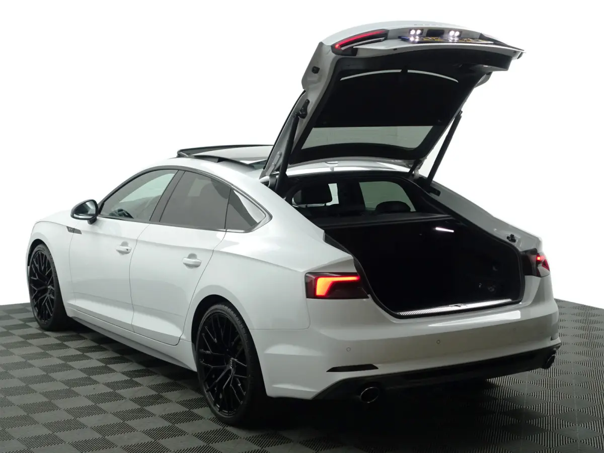 40 TFSI 191pk S Competition Aut- Panoramadak, Sfeerverlichting, Keyless, Park Assist, Xenon Led Matrix, Dynamic Select