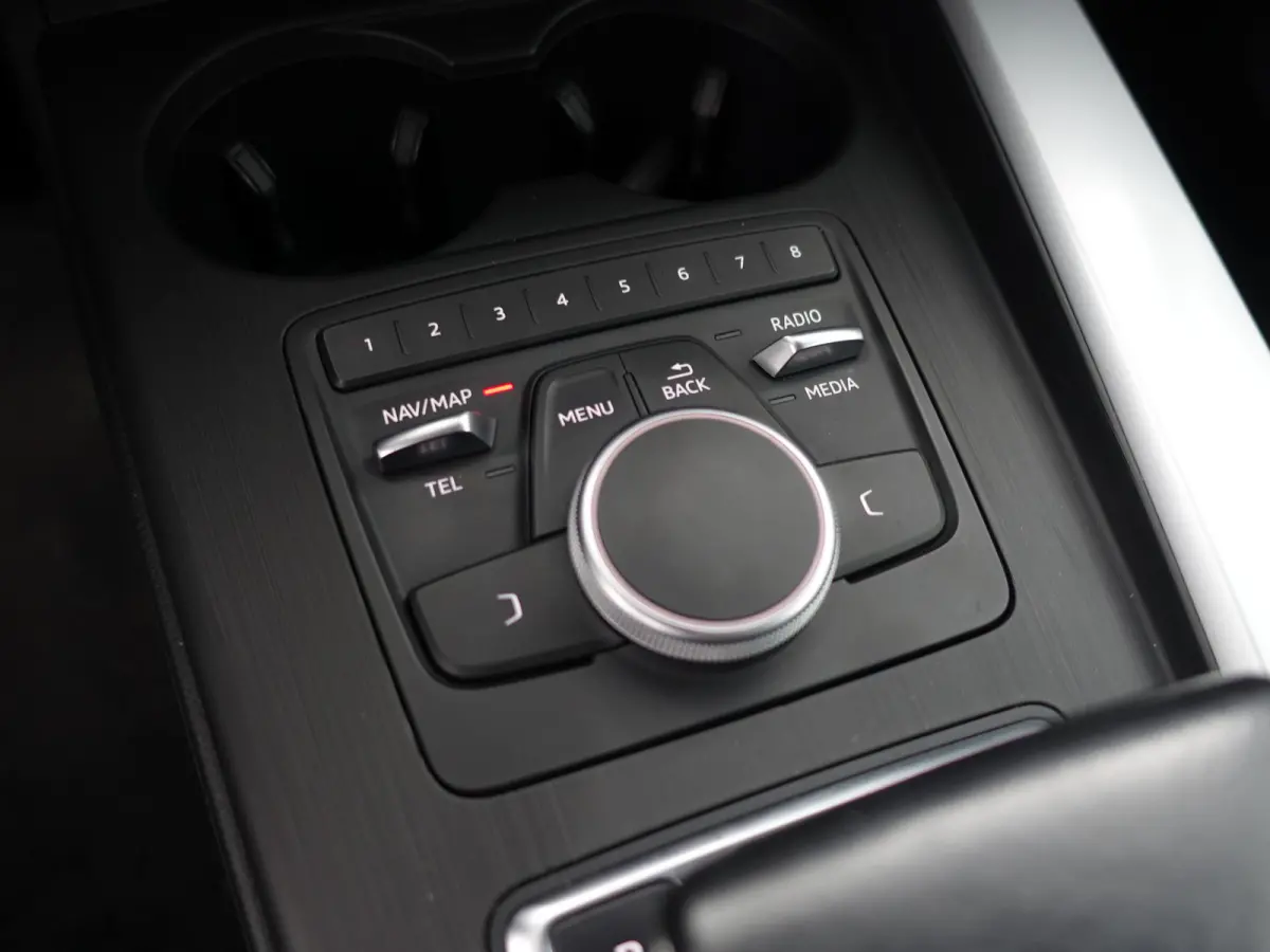 1.4 TFSI Pro Line S Aut- Xenon Led, Dynamic Select, Navigatie, Park Assist, Keyless, Privacy Glass