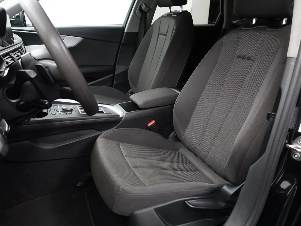 1.4 TFSI Pro Line S Aut- Xenon Led, Dynamic Select, Navigatie, Park Assist, Keyless, Privacy Glass