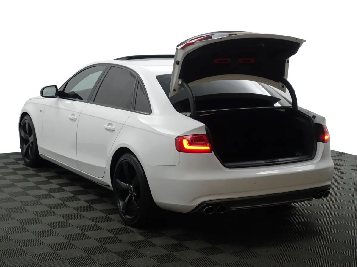 3.0 TFSI S4 quattro Pro Line- Schuifdak, Carbon, Memory Seats, Spoiler Design Pakket