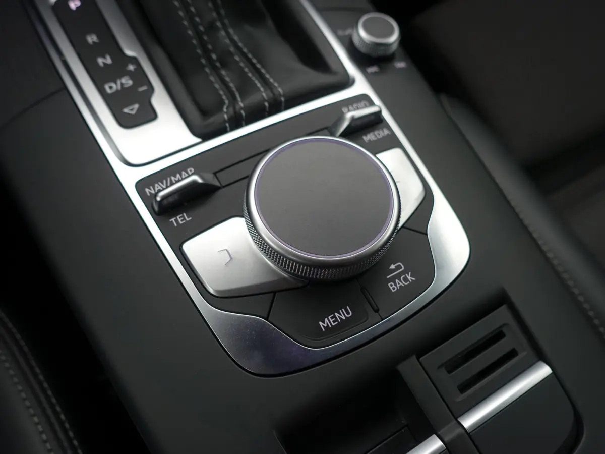 35 TFSI S Line Black Optic Aut- Virtual Cockpit, Xenon Led, Dynamic Select, Stoelverwarming, Sfeerverlichting