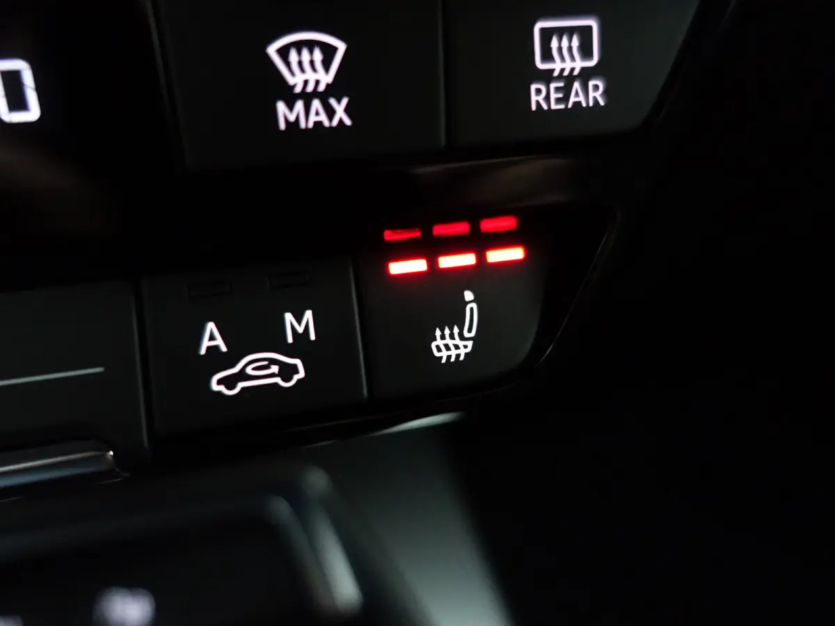 45 TFSI e S edition Competition- Xenon Led, Carplay, Android Auto, Sfeerverlichting, Dynamic Select, Privacy Glass