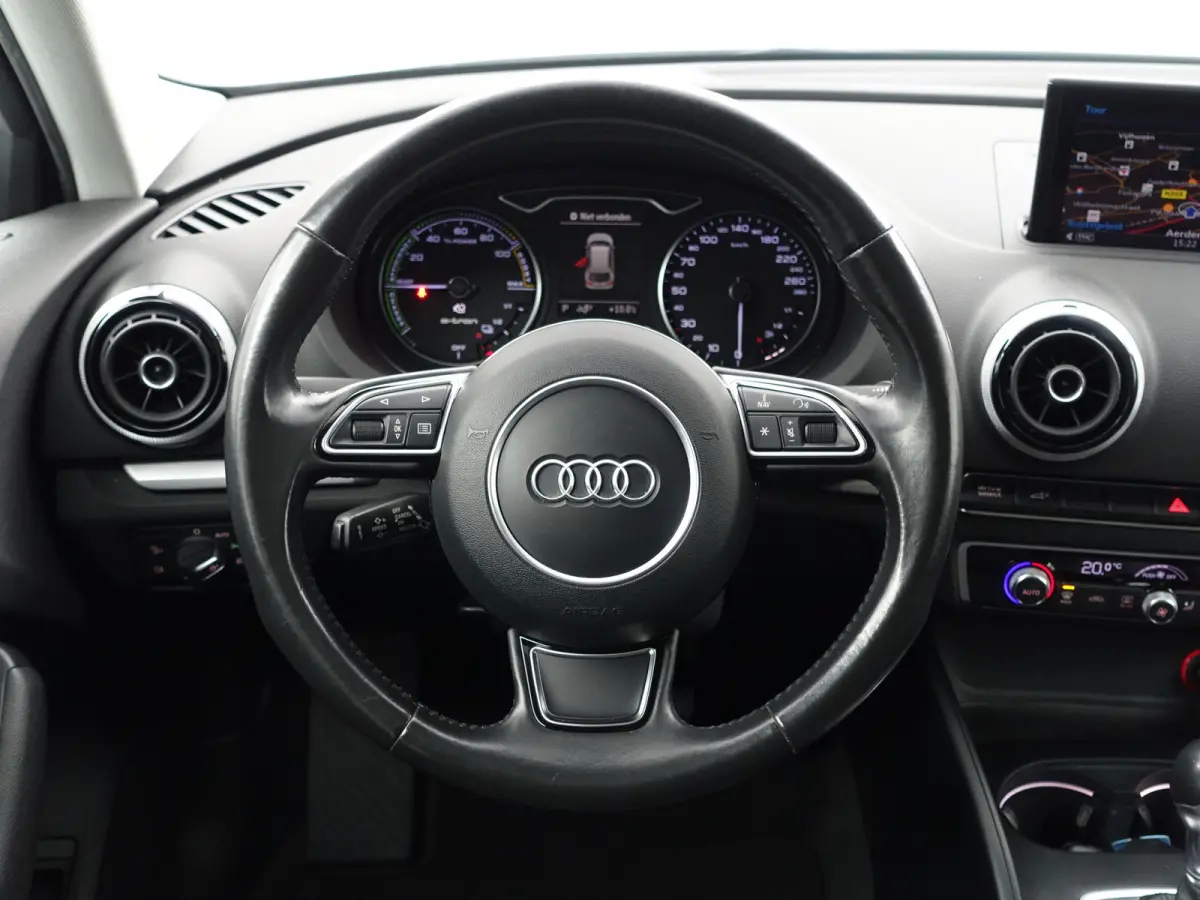 1.4 e-tron PHEV Pro Line plus Aut- Nap 99dkm, Panoramadak, Xenon Led, Keyless, Standkachel, Dynamic Select