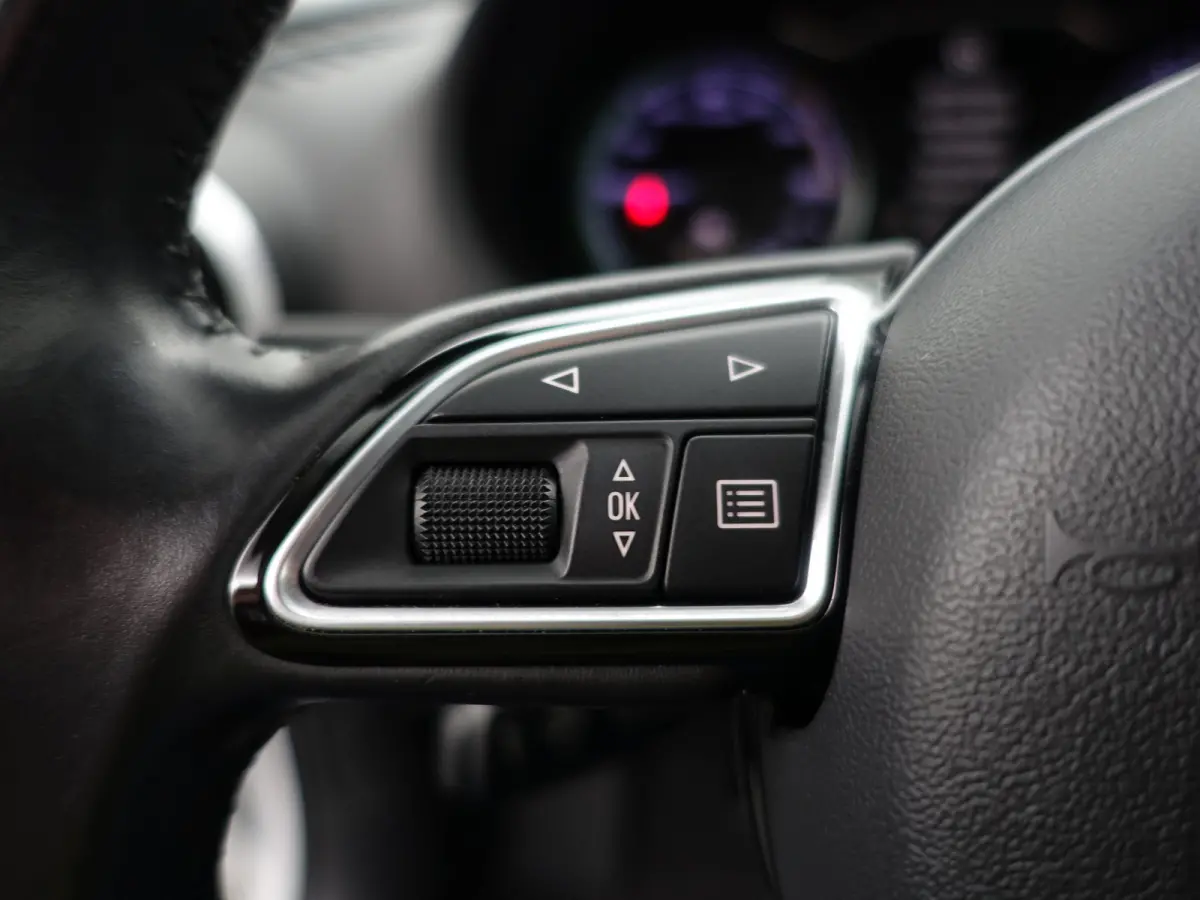 1.4 e-tron PHEV Pro Line plus Aut- Nap 99dkm, Panoramadak, Xenon Led, Keyless, Standkachel, Dynamic Select