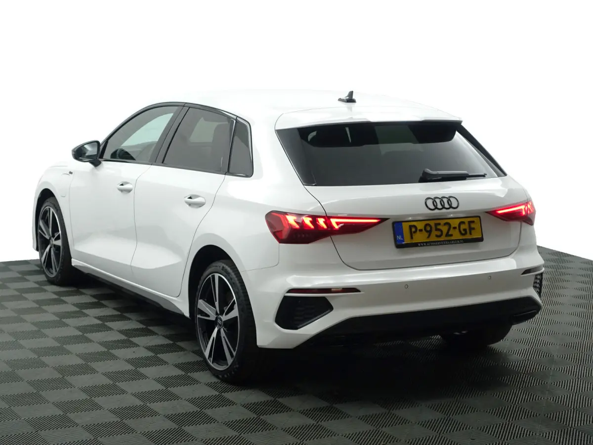 45 TFSI e S edition Competition Aut- Carplay, Xenon Led, Ada Cruise, Dynamic Select, Standkachel, Virtual Cockpit