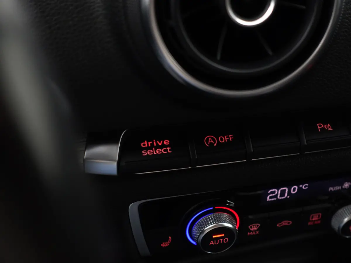 1.4 TFSI Pro Line S- Panoramadak, Dynamic Select, Stoelverwarming, Park Assist, Xenon Led, Sport Interieur