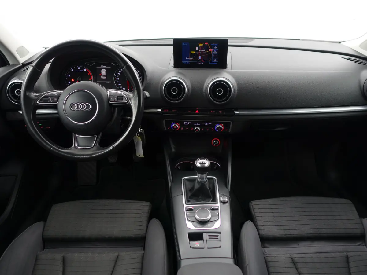 1.4 TFSI Pro Line S- Panoramadak, Dynamic Select, Stoelverwarming, Park Assist, Xenon Led, Sport Interieur