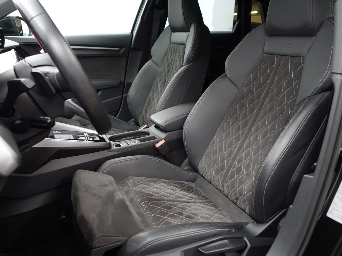 45 TFSI e S Competition Black Optic Aut- Panoramadak, Sfeerverlichting, Bang Olufsen, CarPlay, Dynamic Select