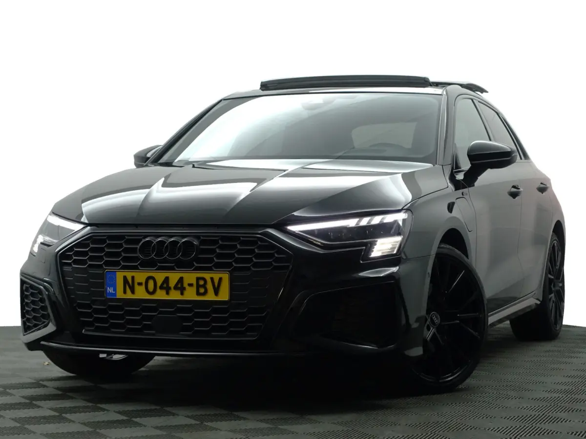 45 TFSI e S Competition Black Optic Aut- Panoramadak, Sfeerverlichting, Bang Olufsen, CarPlay, Dynamic Select