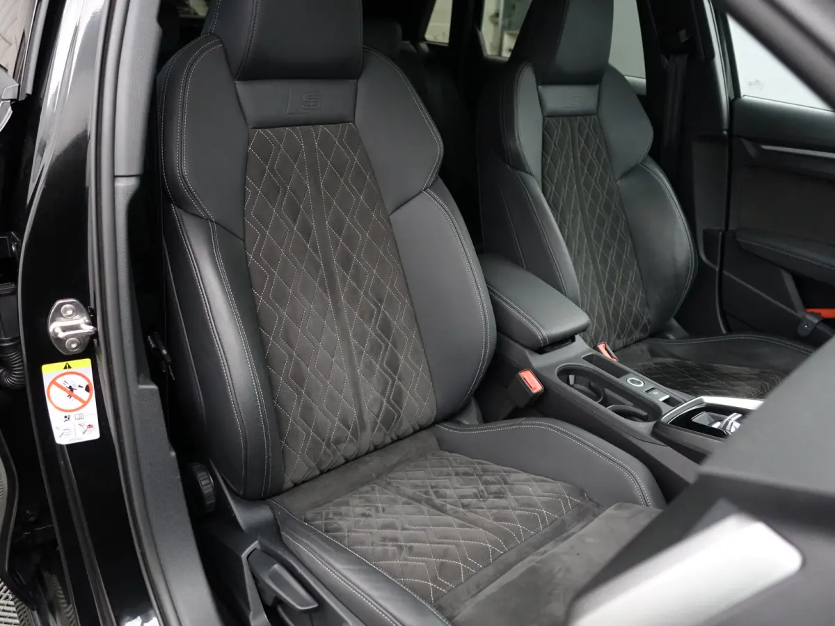 45 TFSI e S Competition Black Optic Aut- Panoramadak, Sfeerverlichting, Bang Olufsen, CarPlay, Dynamic Select