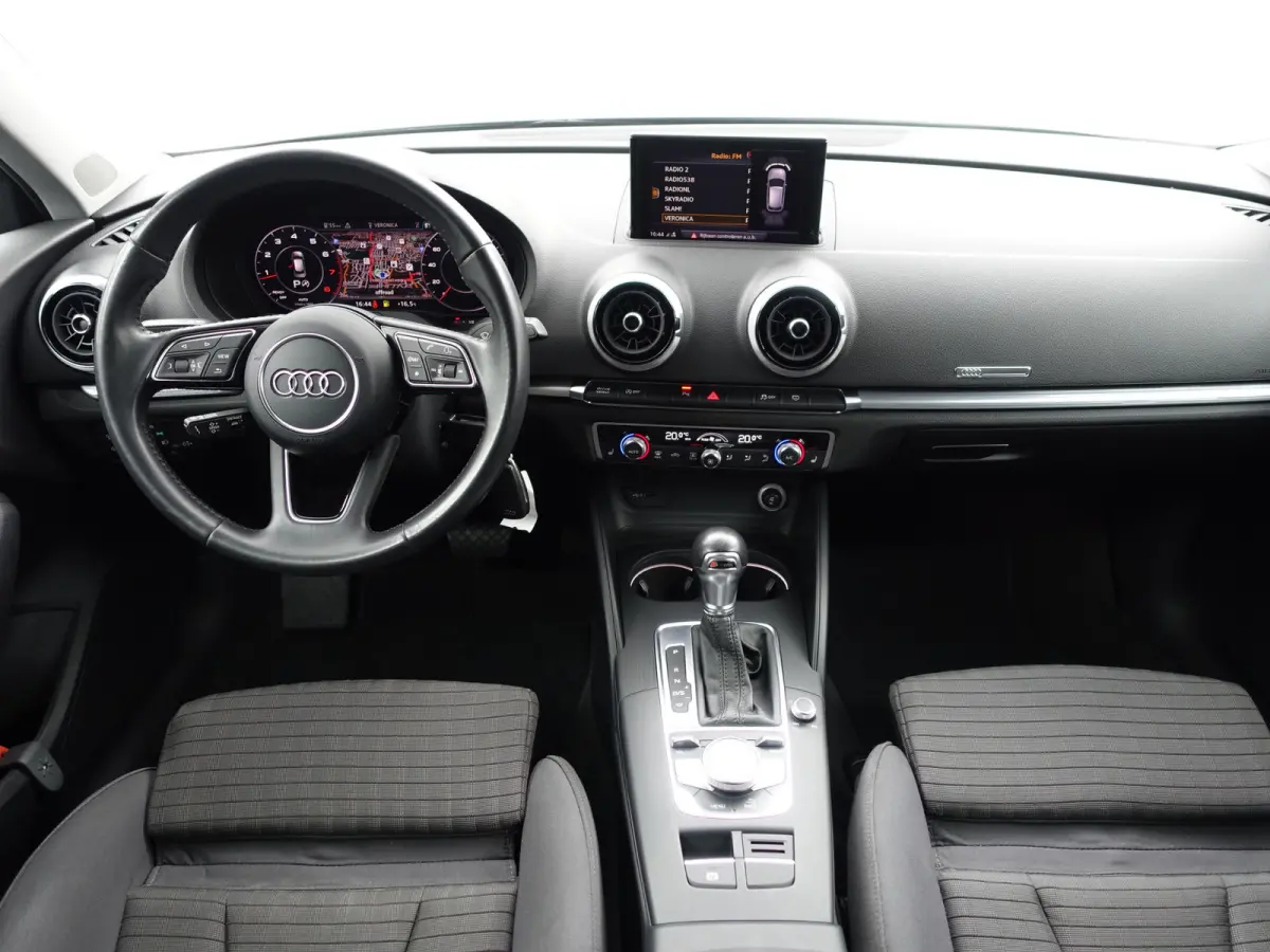 1.5 TFSI Pro Line S Plus Aut- Xenon Led, Virtual Cockpit, Sfeerverlichting, Sport Interieur, Dynamic Select, Park Assist