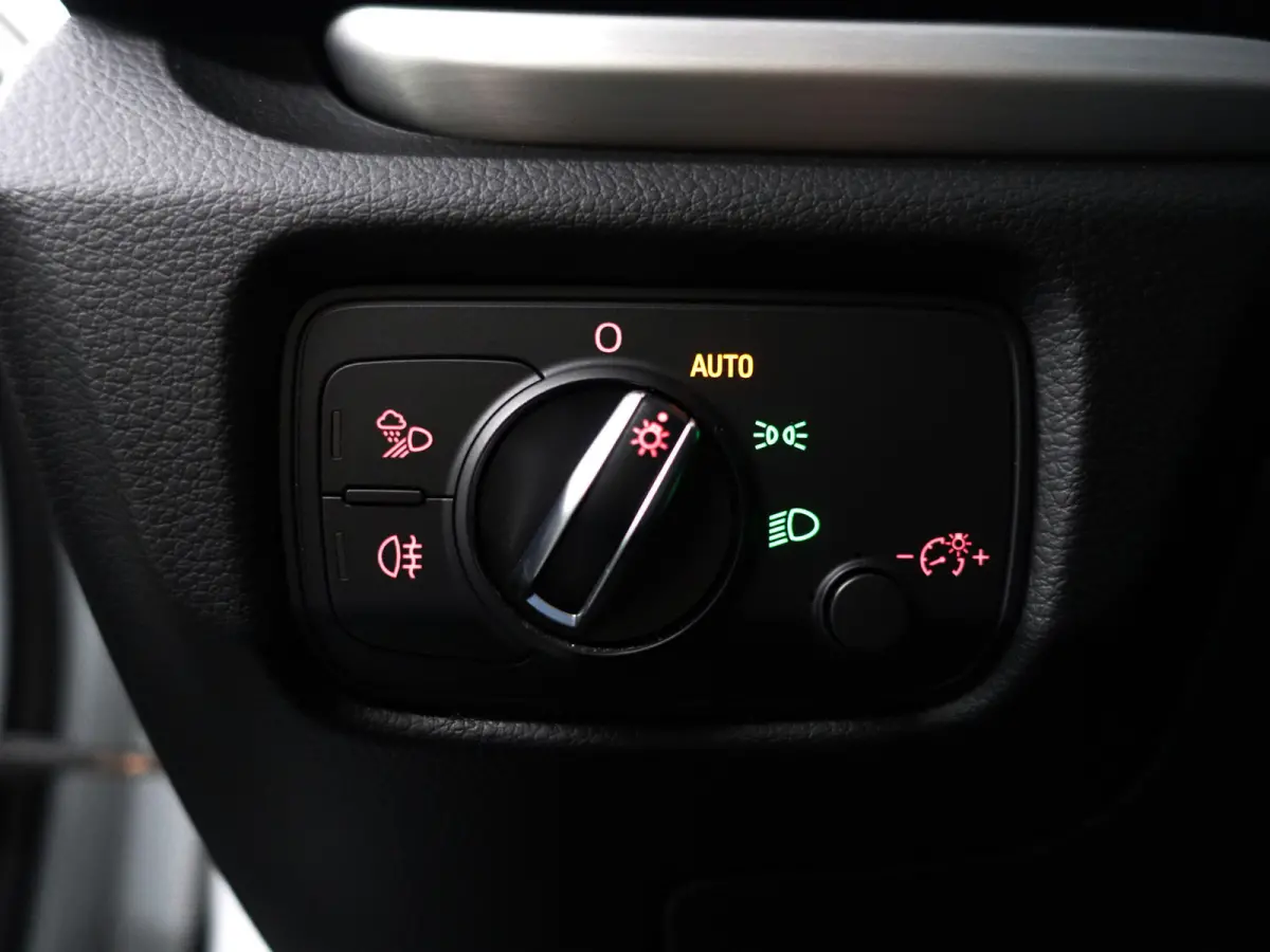 1.4 e-tron S Competition Aut- RS Interieur, Panoramadak, Sfeerverlichting, Xenon Led, Keyless, Standkachel