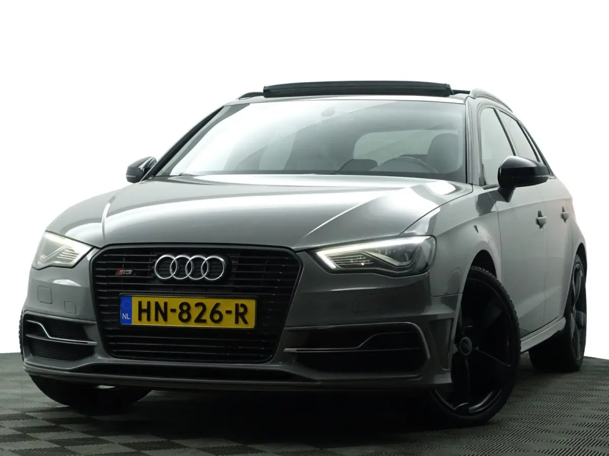 1.4 e-tron S Competition Aut- RS Interieur, Panoramadak, Sfeerverlichting, Xenon Led, Keyless, Standkachel