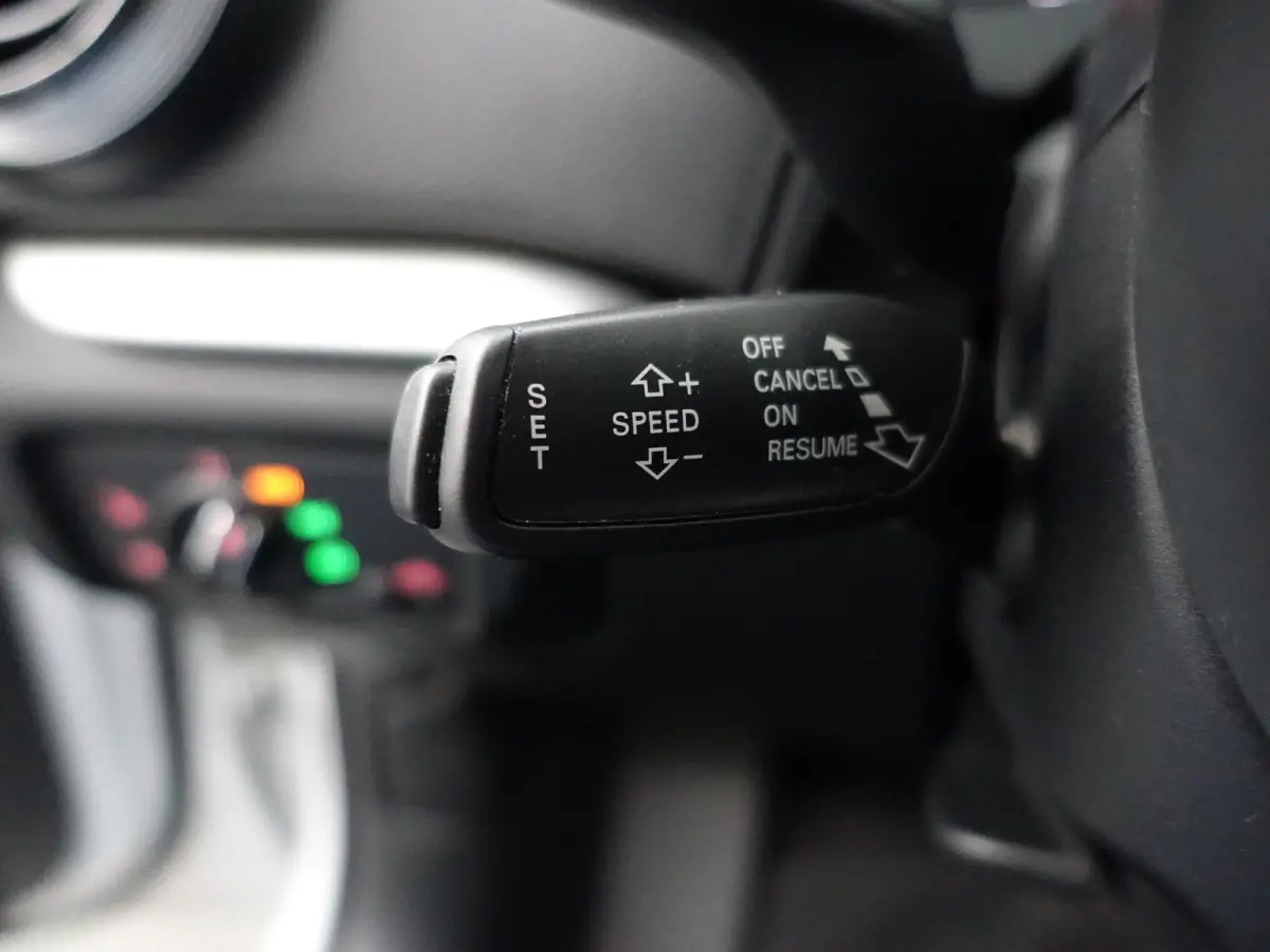 1.4 e-tron S Competition Aut- RS Interieur, Panoramadak, Sfeerverlichting, Xenon Led, Keyless, Standkachel