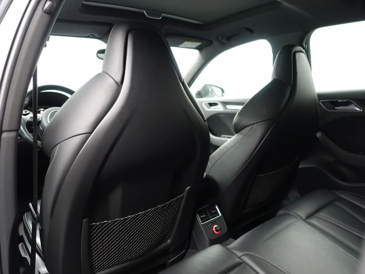 1.4 e-tron S Competition Aut- RS Interieur, Panoramadak, Sfeerverlichting, Xenon Led, Keyless, Standkachel
