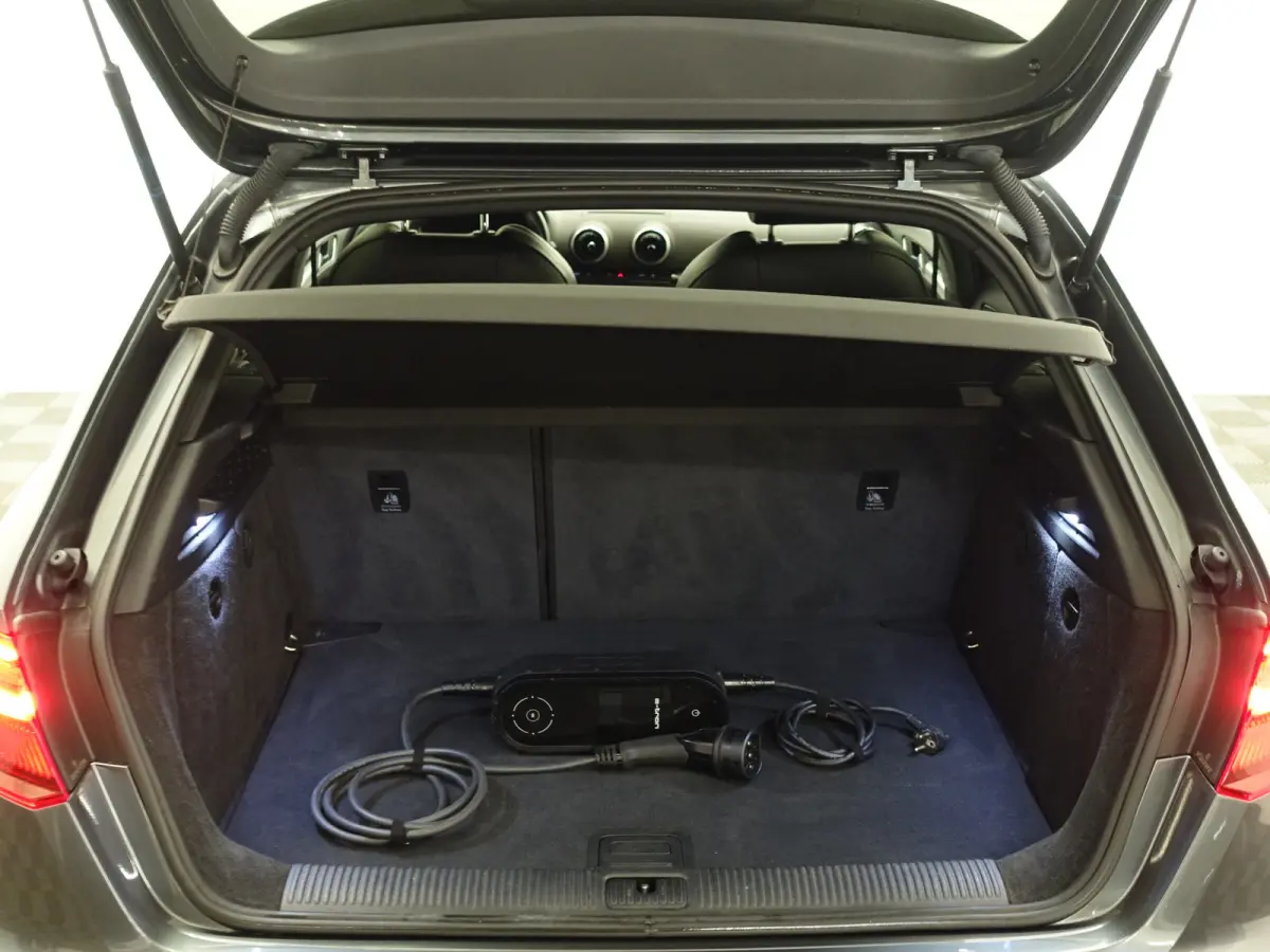 1.4 e-tron Pro Line S Aut- Facelift, Virtual Cockpit, Sport Interieur, Xenon led Matrix, Bang Olufsen, Keyless