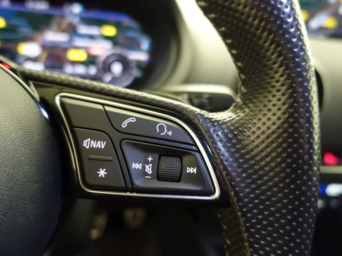 1.4 e-tron Pro Line S Aut- Facelift, Virtual Cockpit, Sport Interieur, Xenon led Matrix, Bang Olufsen, Keyless