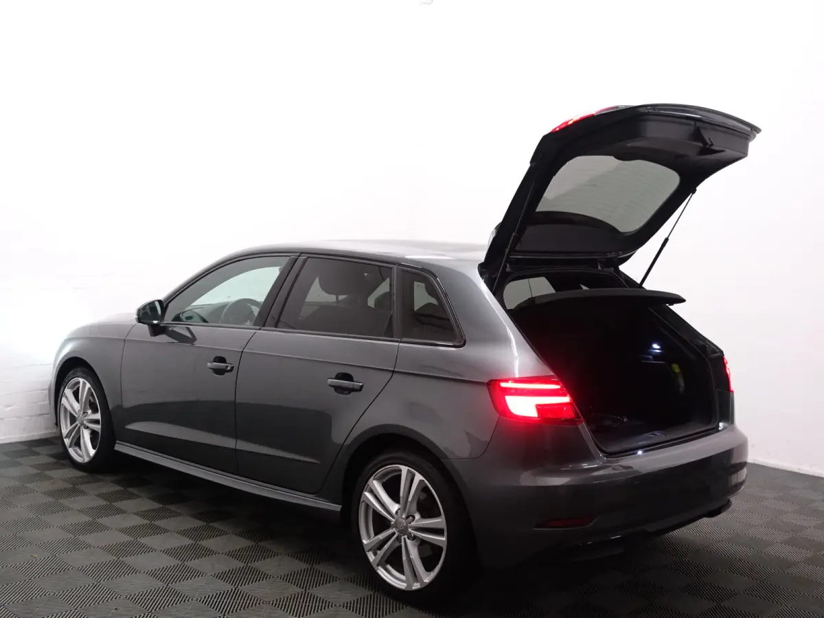 1.4 e-tron Pro Line S Aut- Facelift, Virtual Cockpit, Sport Interieur, Xenon led Matrix, Bang Olufsen, Keyless