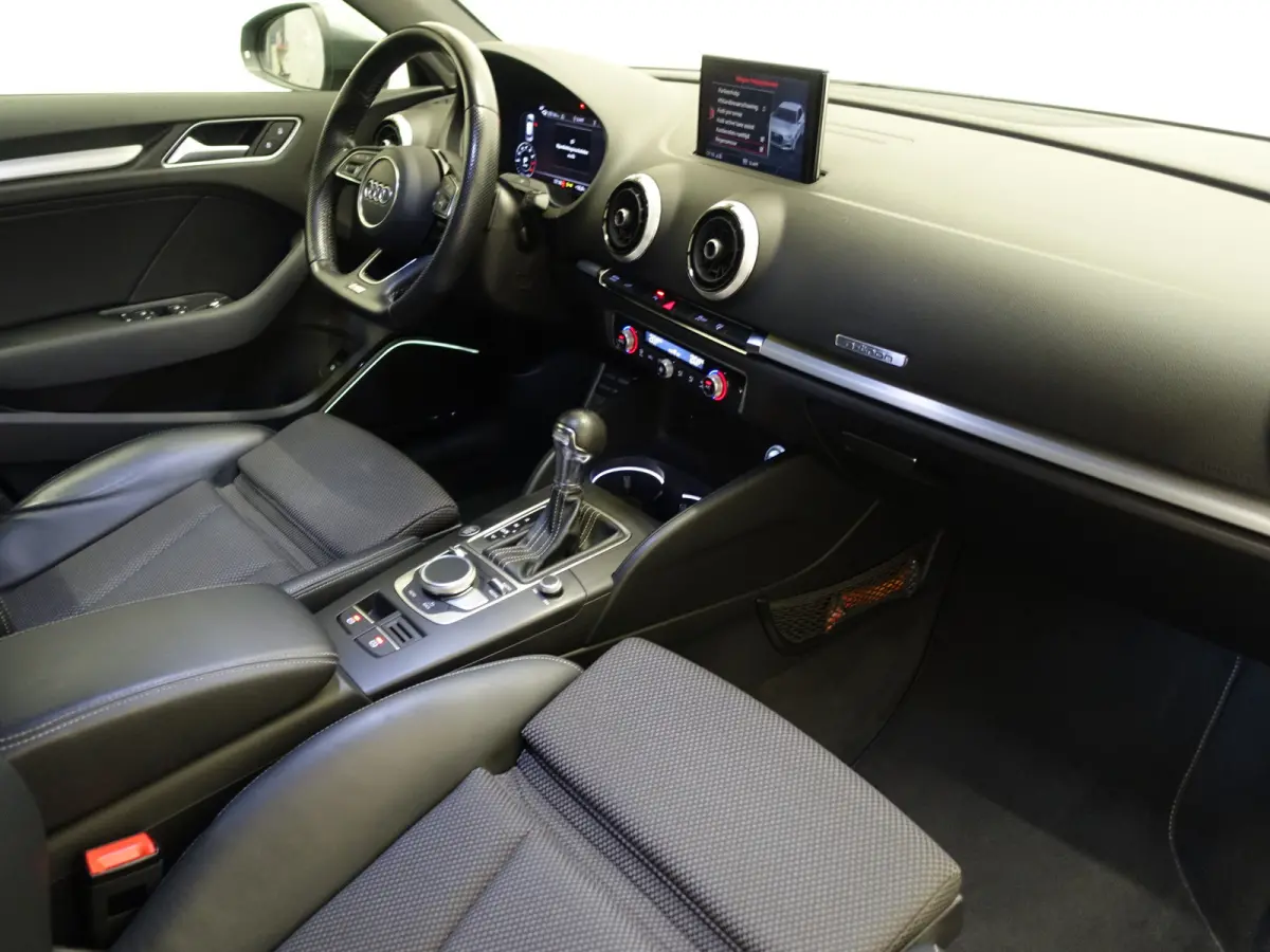 1.4 e-tron Pro Line S Aut- Facelift, Virtual Cockpit, Sport Interieur, Xenon led Matrix, Bang Olufsen, Keyless
