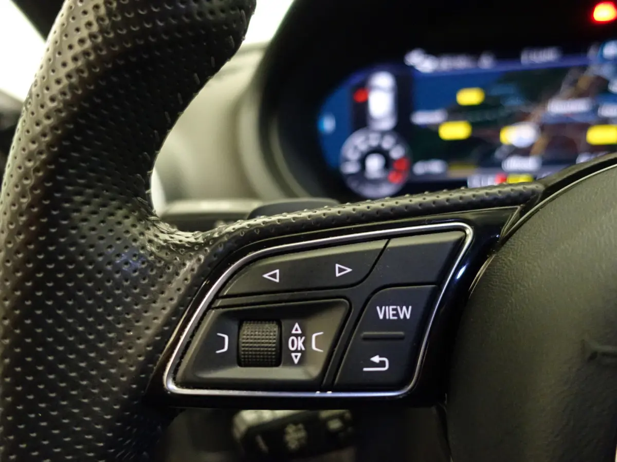 1.4 e-tron Pro Line S Aut- Facelift, Virtual Cockpit, Sport Interieur, Xenon led Matrix, Bang Olufsen, Keyless