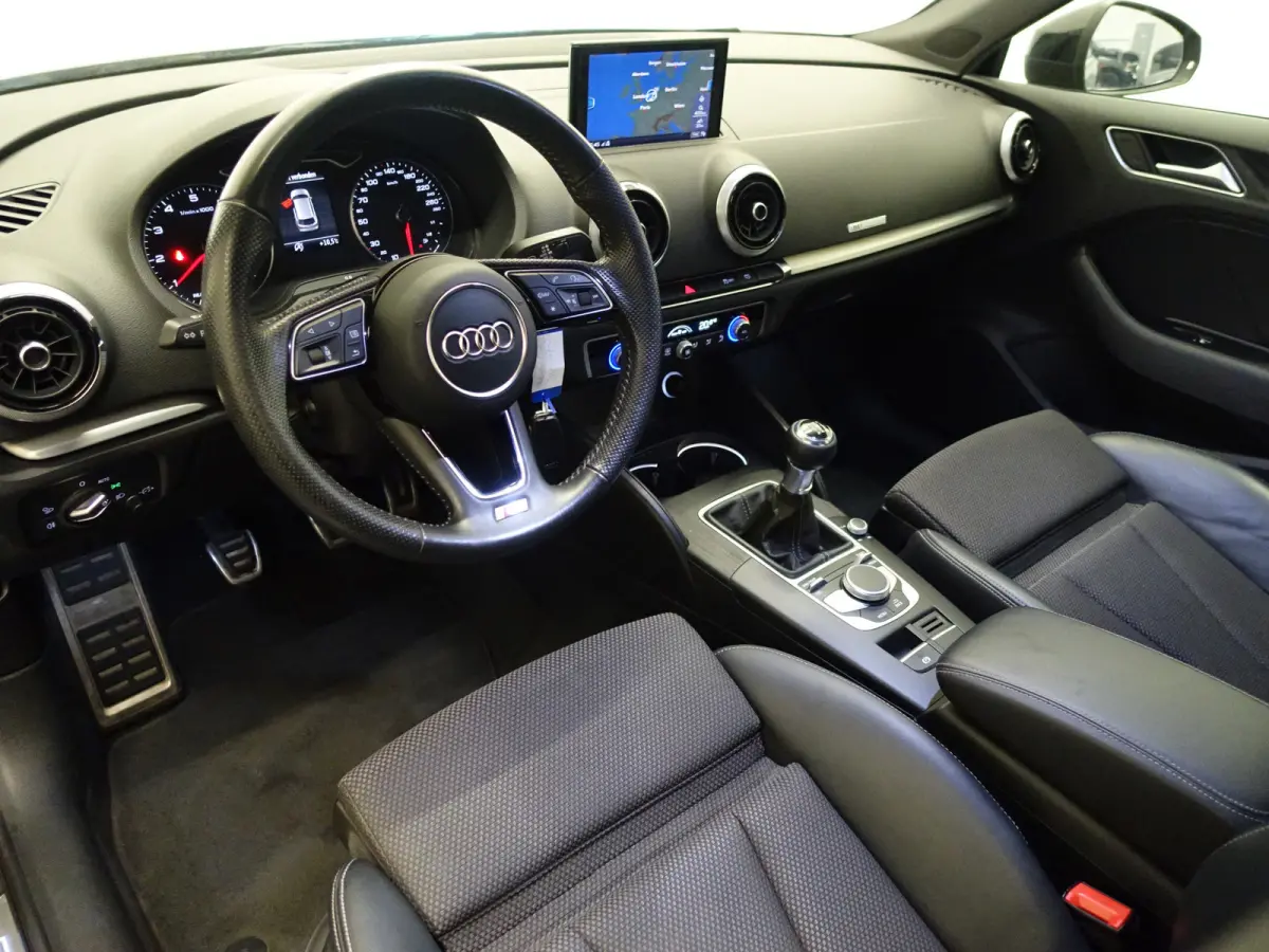 1.0 TFSI S line- Sport Leder, Xenon Led, Clima, Navi, Cruise, Dynamic Select
