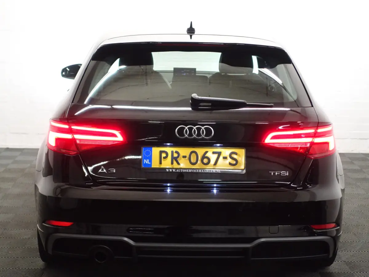 1.0 TFSI S line- Sport Leder, Xenon Led, Clima, Navi, Cruise, Dynamic Select