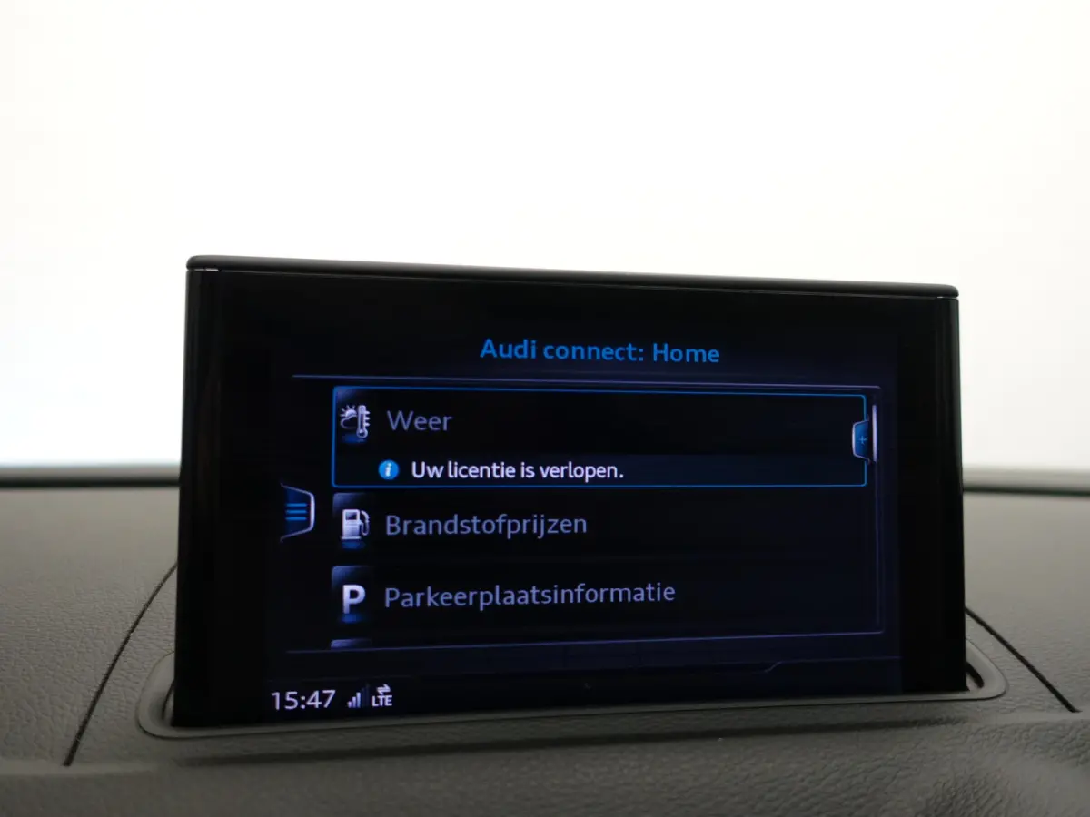 1.0 TFSI S line- Sport Leder, Xenon Led, Clima, Navi, Cruise, Dynamic Select