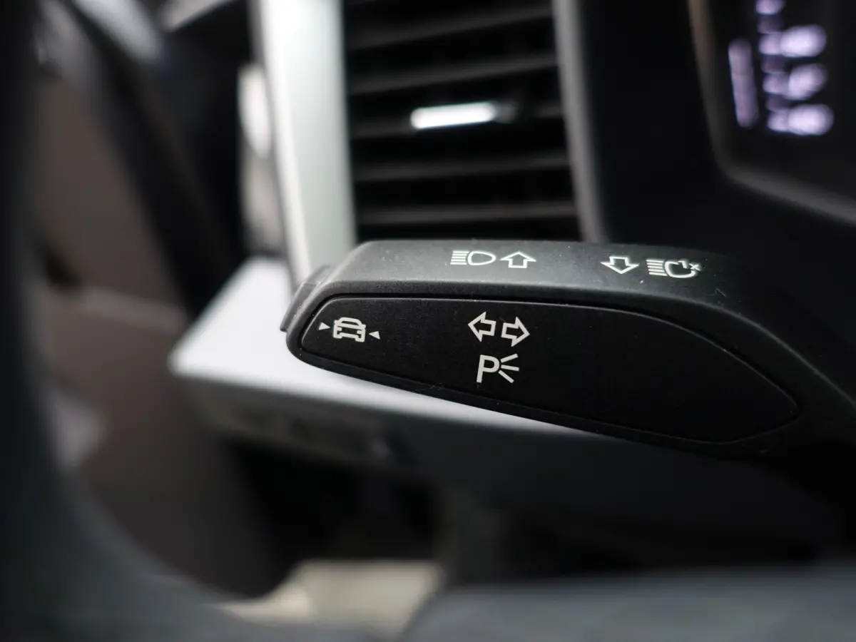 25 TFSI epic- NAP 9dkm, Carplay, Android Auto, Privacy Glass, Virtual Cockpit, Rijstrooksensor