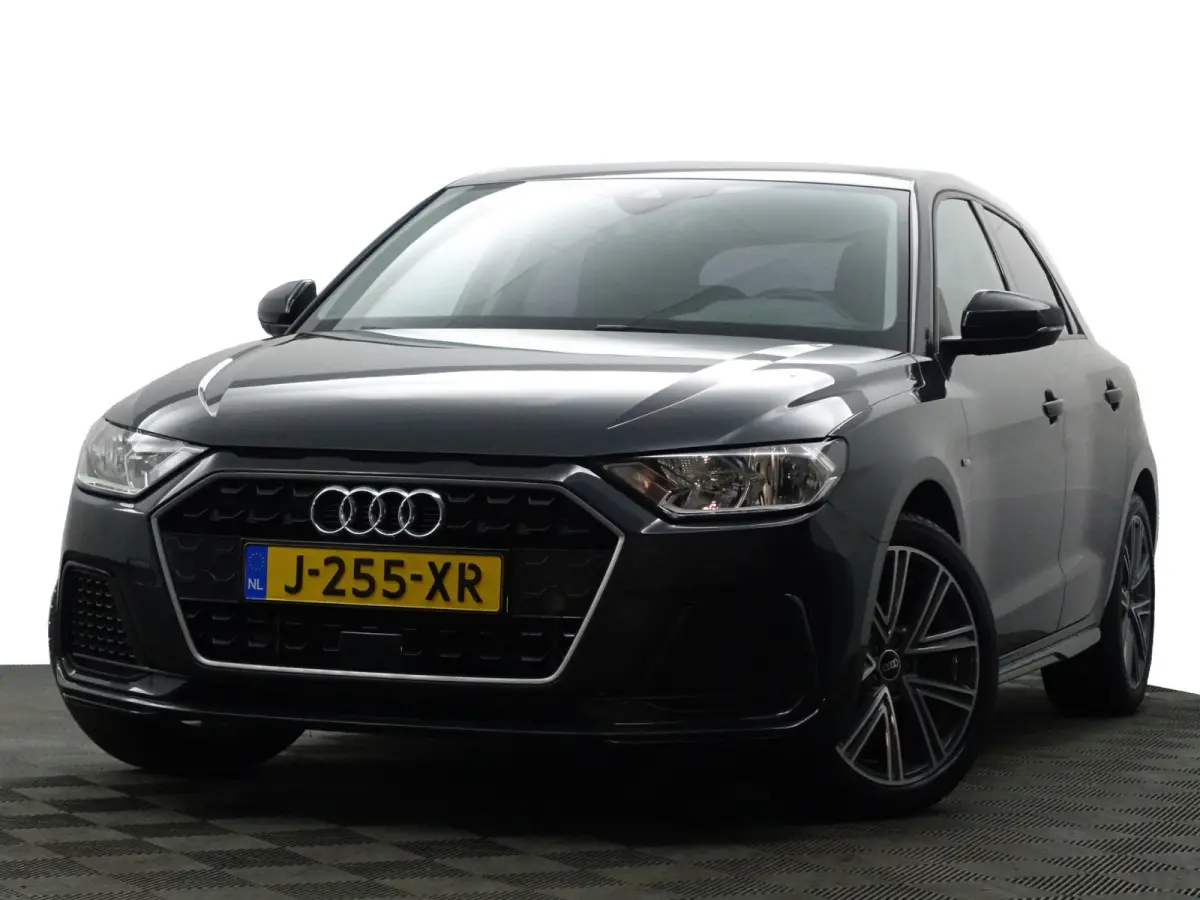 25 TFSI epic- NAP 9dkm, Carplay, Android Auto, Privacy Glass, Virtual Cockpit, Rijstrooksensor