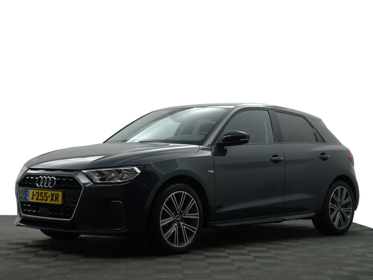 25 TFSI epic- NAP 9dkm, Carplay, Android Auto, Privacy Glass, Virtual Cockpit, Rijstrooksensor