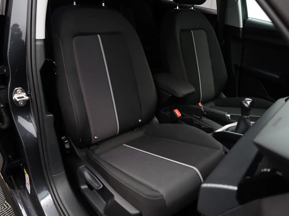 25 TFSI epic- NAP 9dkm, Carplay, Android Auto, Privacy Glass, Virtual Cockpit, Rijstrooksensor