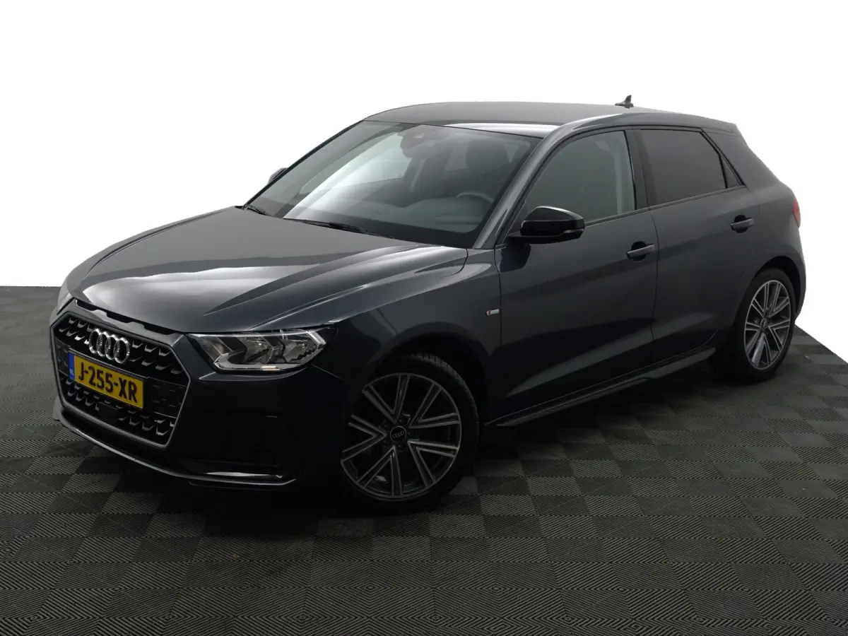 25 TFSI epic- NAP 9dkm, Carplay, Android Auto, Privacy Glass, Virtual Cockpit, Rijstrooksensor