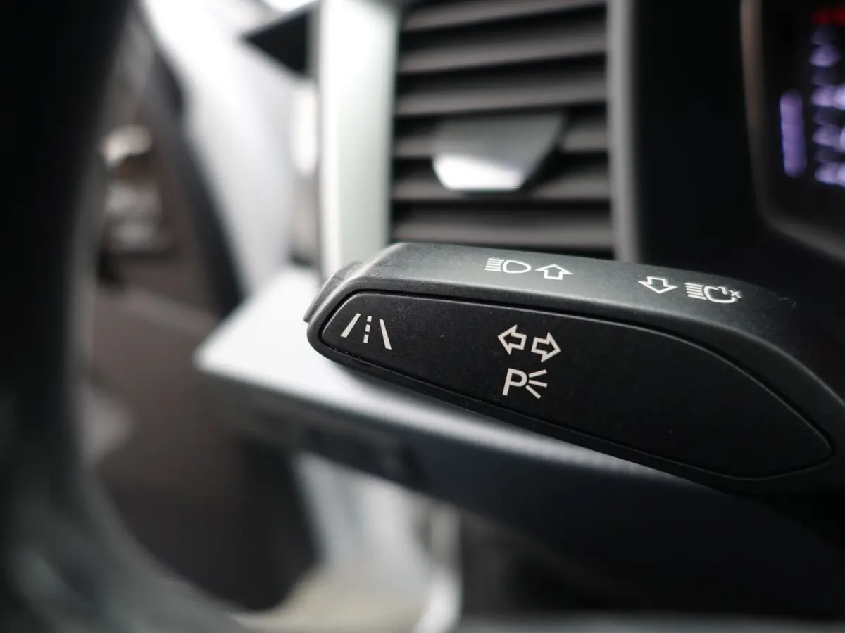 30 TFSI Pro Line Aut- Two Tone, Virtual Cockpit, Keyless, Lane Assist, Cruise