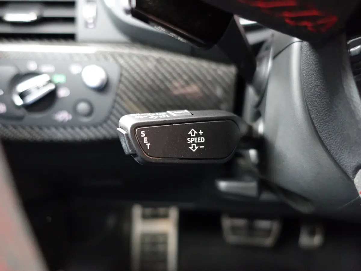 2.9 TFSI Quattro Aut- RS Dynamic, Carbon Package, Ceramic, Bang Olufsen, Stoelmassage, Head Up, Memory
