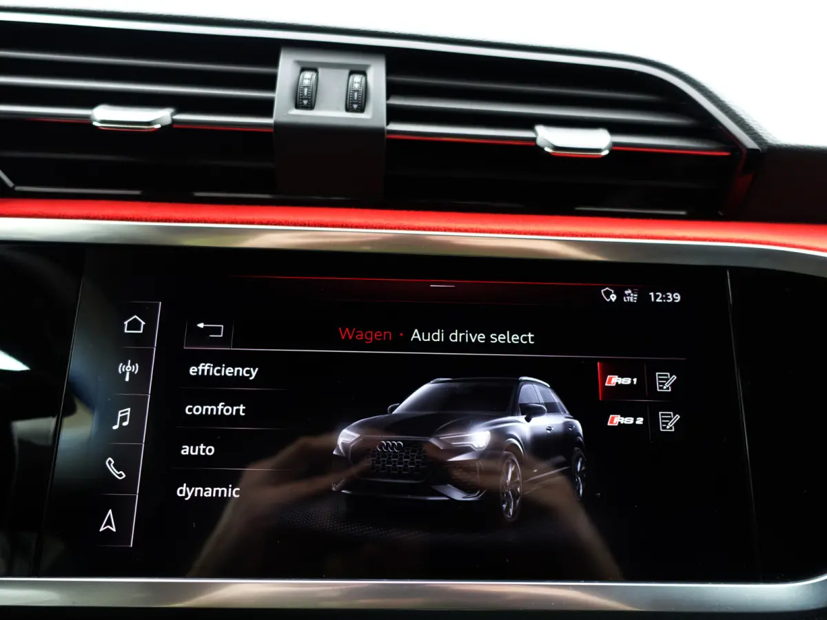 RSQ3 TFSI 400pk RS Dynamic+ Black Optic Aut- Carbon, Sfeerverlichting, Xenon Led Matrix, Keyless, Alcantara Afwerking, Ada Cruise
