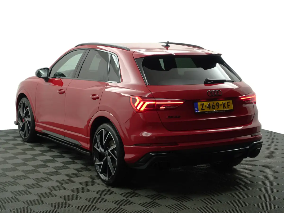 RSQ3 TFSI 400pk RS Dynamic+ Black Optic Aut- Carbon, Sfeerverlichting, Xenon Led Matrix, Keyless, Alcantara Afwerking, Ada Cruise