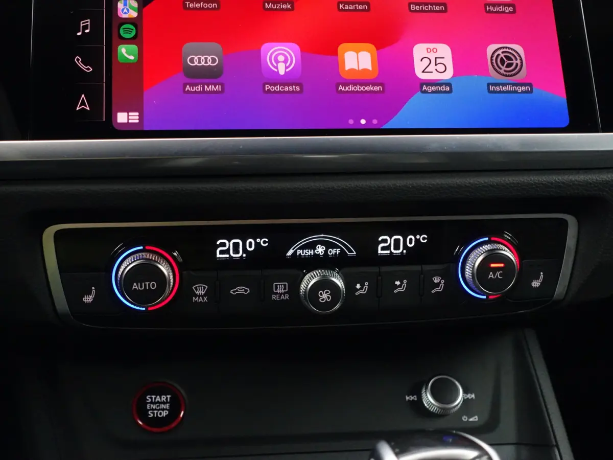 RSQ3 TFSI 400pk RS Dynamic+ Black Optic Aut- Carbon, Sfeerverlichting, Xenon Led Matrix, Keyless, Alcantara Afwerking, Ada Cruise