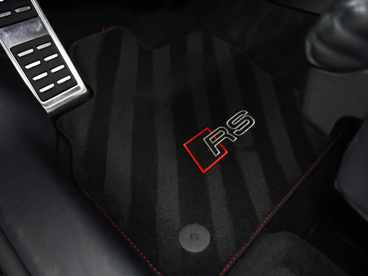 RSQ3 TFSI 400pk RS Dynamic+ Black Optic Aut- Carbon, Sfeerverlichting, Xenon Led Matrix, Keyless, Alcantara Afwerking, Ada Cruise