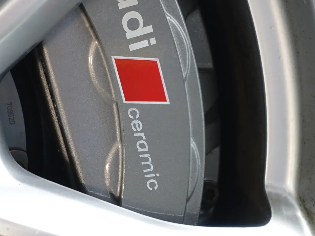 4.0 TFSI Performance Quattro Pro Line Plus- Ceramic remmen, Carbon, Design Interieur, Head Up, Xenon Led, Memory